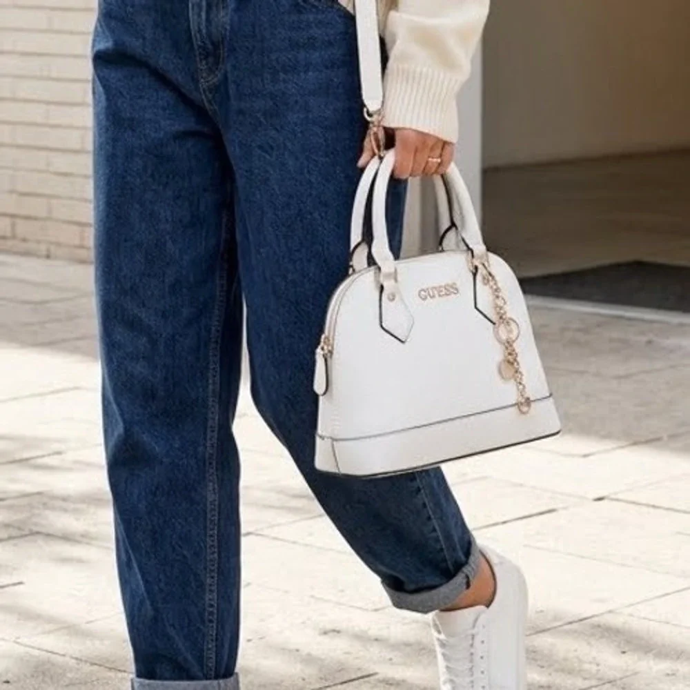 Guess dome satchel